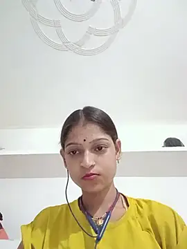 Mohnicute online show from June 24, 2026, 6:50 pm