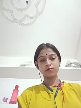 Mohnicute online show from June 29, 2026, 6:51 pm