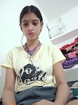Mohnicute online show from July 31, 2026, 6:16 pm