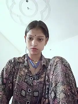Mohnicute online show from June 15, 2026, 6:18 pm
