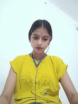 Mohnicute online show from July 23, 2026, 5:42 pm