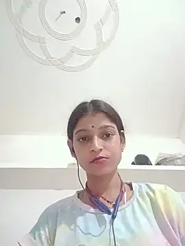 Mohnicute online show from July 10, 2026, 6:30 pm