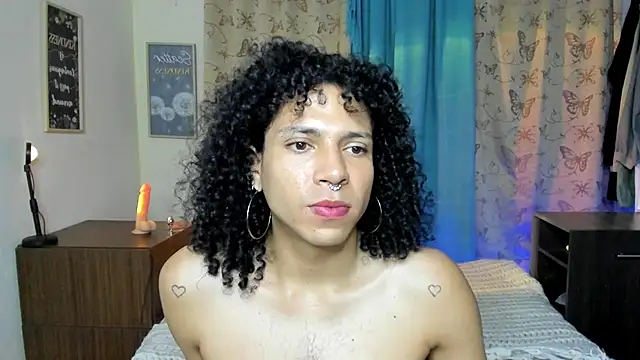 Angel White25 online show from January 7, 2026, 12:37 am