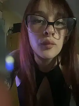 Taurina0105 online show from June 26, 2026, 3:45 am