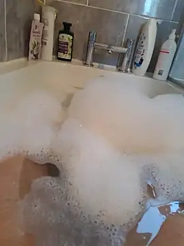 Snapshot of Adam11699 chatting on January 10, 2026, 2:34 pm Adam11699 online show from January 10, 2026, 2:34 pm