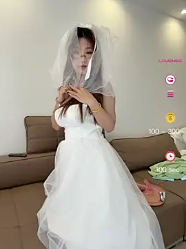 Snapshot of GG-BONG1 chatting on June 19, 2026, 4:18 am GG-BONG1 online show from June 19, 2026, 4:18 am