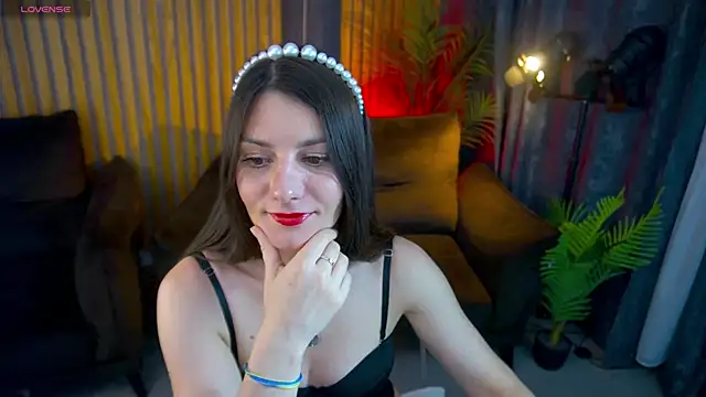 LadyChanelll online show from June 23, 2026, 12:58 pm