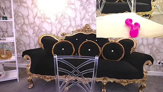 LadyChanelll online show from July 28, 2026, 4:39 pm