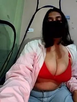 Snapshot of Yamini-X chatting on February 20, 2026, 12:07 pm Yamini-X online show from February 20, 2026, 12:07 pm