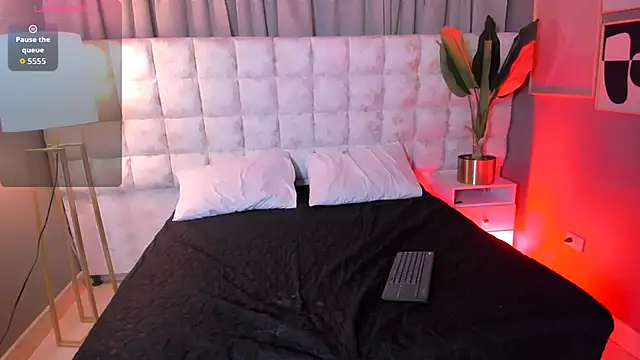 Snapshot of Atenea_Velle chatting on March 30, 2026, 1:45 pm Atenea Velle online show from March 30, 2026, 1:45 pm