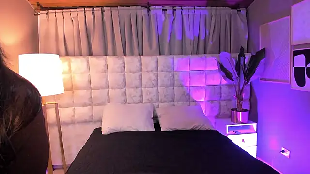 Snapshot of Atenea_Velle chatting on March 19, 2026, 1:33 pm Atenea Velle online show from March 19, 2026, 1:33 pm