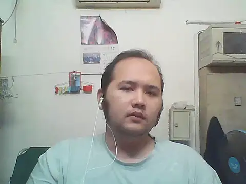 Snapshot of linhlinhthan chatting on November 28, 2025, 1:33 pm linhlinhthan online show from November 28, 2025, 1:33 pm