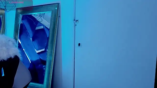 Snapshot of Brandy_collinss chatting on March 7, 2026, 2:22 pm Brandy collinss online show from March 7, 2026, 2:22 pm