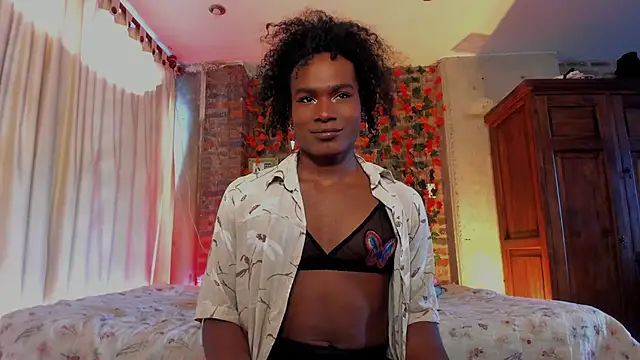 LaGoldenBitch online show from January 10, 2026, 2:45 pm