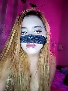 Bunnybush37 online show from July 29, 2026, 3:44 pm