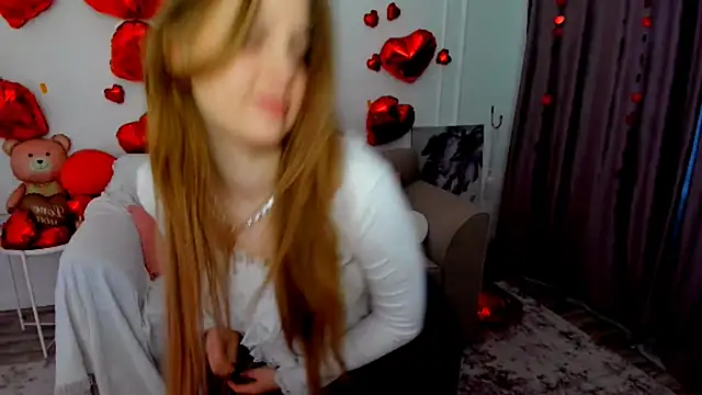 GoldenMirage online show from February 7, 2026, 4:31 am