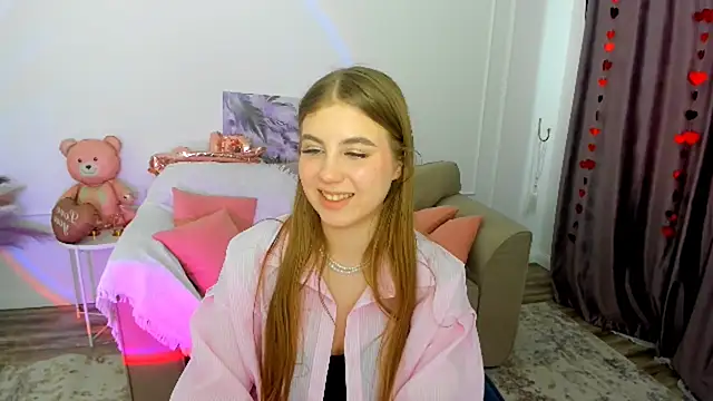 GoldenMirage online show from February 27, 2026, 1:11 pm