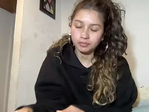 Dreana online show from March 7, 2026, 2:40 am