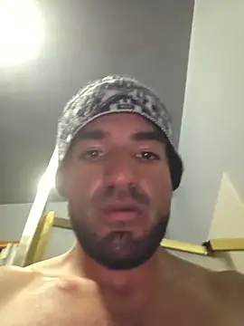 Snapshot of piggylatino chatting on February 15, 2026, 11:25 pm piggylatino online show from February 15, 2026, 11:25 pm