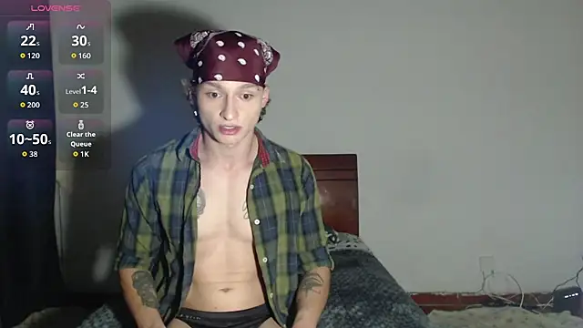 ArthurPhoenixx online show from November 16, 2025, 3:44 am