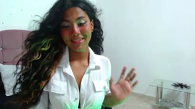 Bia LuxBia Lux online show from November 20, 2025, 8:09 pm