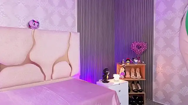 Joselyn tay online show from August 6, 2026, 11:49 am
