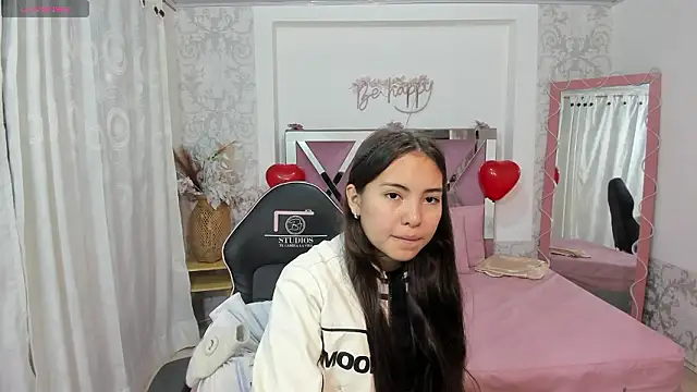 ISABELA TAY online show from February 16, 2026, 11:31 am