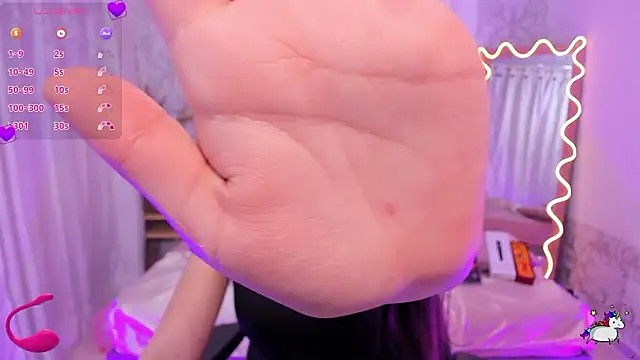 ISABELA TAY online show from March 5, 2026, 11:51 am