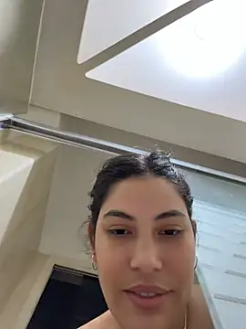Snapshot of Anna_Bitch_Disgusting chatting on June 19, 2026, 1:44 am Anna Bitch Disgusting online show from June 19, 2026, 1:44 am