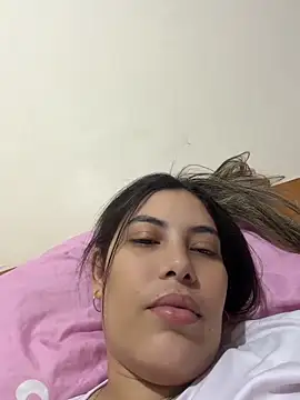 Snapshot of Anna_Bitch_Disgusting chatting on June 6, 2026, 2:06 am Anna Bitch Disgusting online show from June 6, 2026, 2:06 am