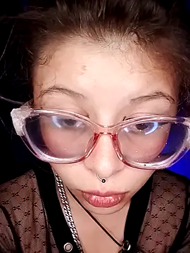 gatitami online show from November 26, 2025, 9:42 am