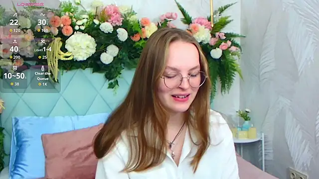 MadisonSmitt online show from November 25, 2025, 5:08 am