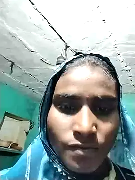 Snapshot of Big_Lovexx chatting on February 13, 2026, 4:29 pm Big Lovexx online show from February 13, 2026, 4:29 pm