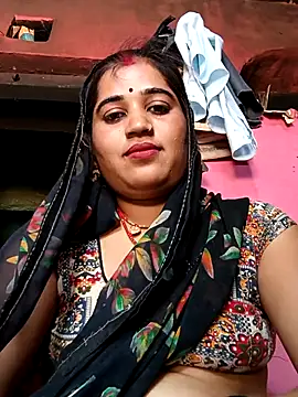 Hot kamla online show from April 28, 2026, 5:34 am