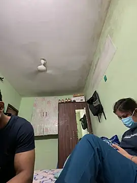 Cute hotzara online show from March 11, 2026, 7:02 am