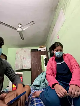 Cute hotzara online show from January 17, 2026, 5:11 am