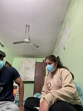 Cute hotzara online show from December 16, 2025, 4:50 am