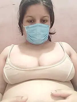 Snapshot of Cute_hotzara chatting on July 15, 2026, 5:47 am Cute hotzara online show from July 15, 2026, 5:47 am