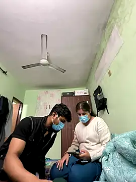 Cute hotzara online show from December 19, 2025, 5:00 am