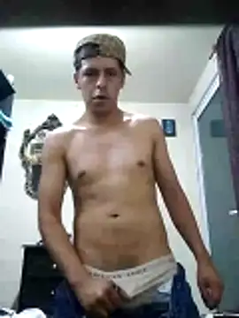 Snapshot of Junior_47 chatting on May 29, 2026, 2:50 am Junior 47 online show from May 29, 2026, 2:50 am