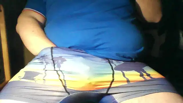 Snapshot of bigcumfrench chatting on January 8, 2026, 10:16 pm bigcumfrench online show from January 8, 2026, 10:16 pm