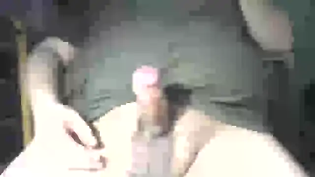 Snapshot of bigcumfrench chatting on April 7, 2026, 7:21 am bigcumfrench online show from April 7, 2026, 7:21 am