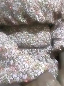 Snapshot of Molatane0 chatting on November 12, 2025, 11:58 am Molatane0 online show from November 12, 2025, 11:58 am