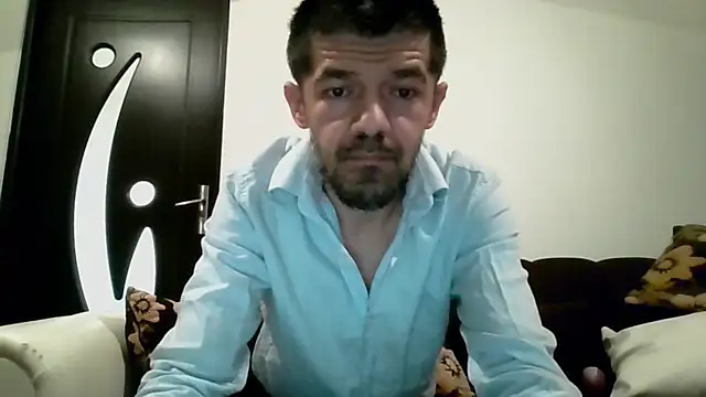 Snapshot of Dale_E chatting on March 6, 2026, 5:35 am Dale E online show from March 6, 2026, 5:35 am