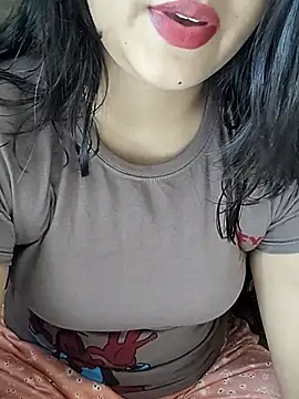 Cute Ayushii online show from July 10, 2026, 6:02 am