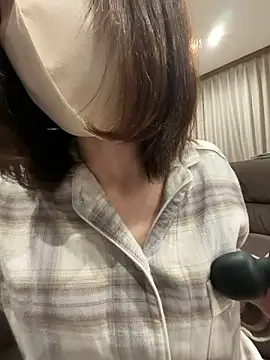 Snapshot of mayumichan13 chatting on March 22, 2026, 8:10 pm mayumichan13 online show from March 22, 2026, 8:10 pm