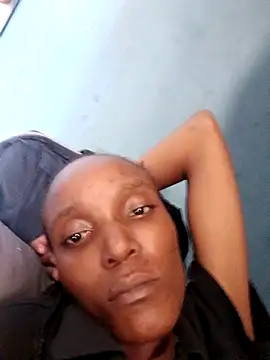 Beverlygurlx6 online show from February 25, 2026, 7:41 am