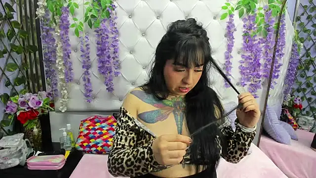 DashaMiller  online show from February 9, 2026, 1:53 pm