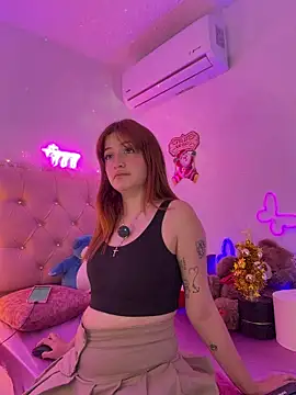 Teenjenn  online show from December 4, 2025, 12:42 am