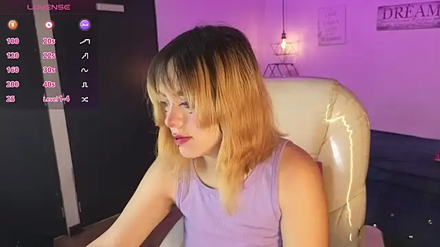 Snapshot of NinaSakura_Eup chatting on March 13, 2026, 11:59 am NinaSakura Eup online show from March 13, 2026, 11:59 am